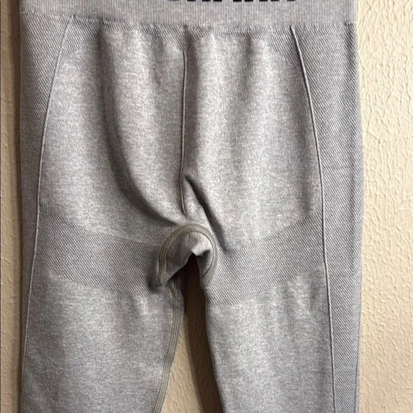 Gymshark Gray Leggings SZ Small - Picture 3 of 7